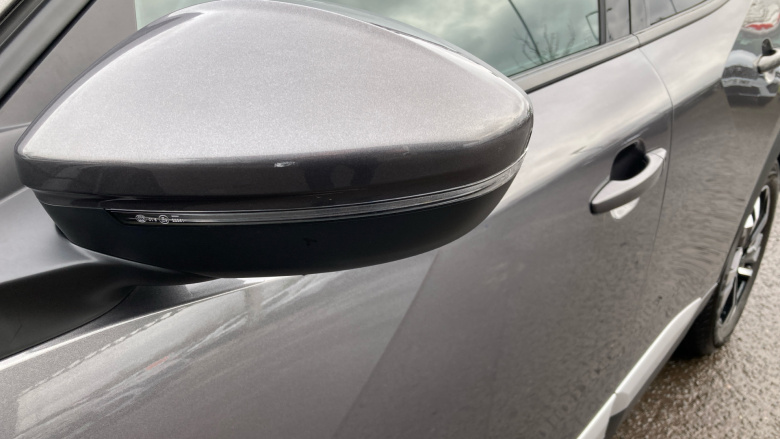 Peugeot 2008 1.2 PureTech Allure Premium 5dr Petrol Estate